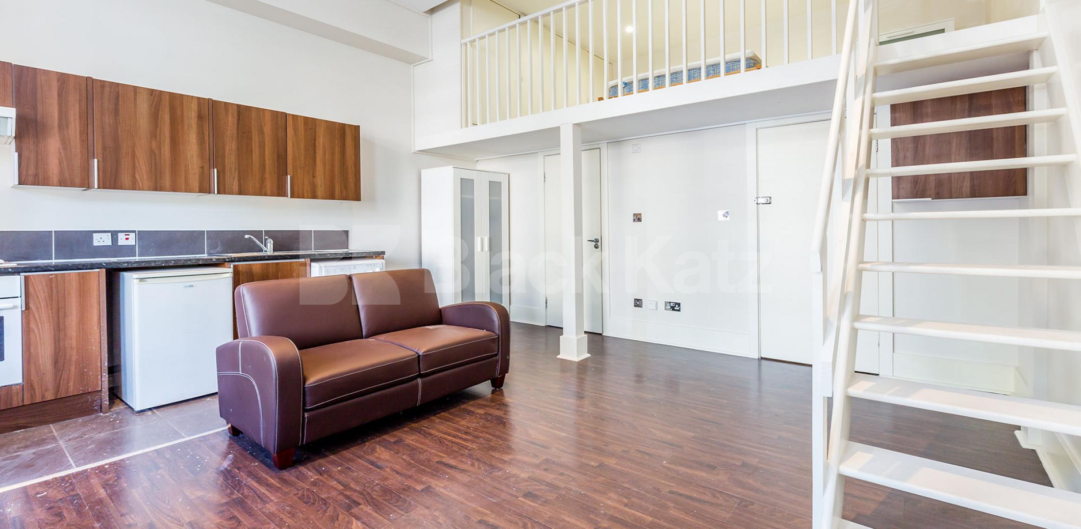 			NEW INSTRUCTION!, 1 Bedroom, 1 bath, 1 reception Flat			 Sutherland Avenue, MAIDA VALE